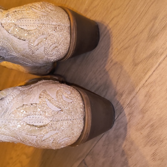 Corral Beige Glitter Overlay Boot - Picture 7 of 16